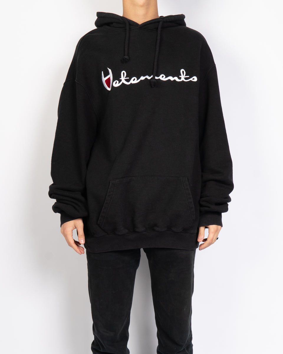 Vetements champion 2024 hoodie black