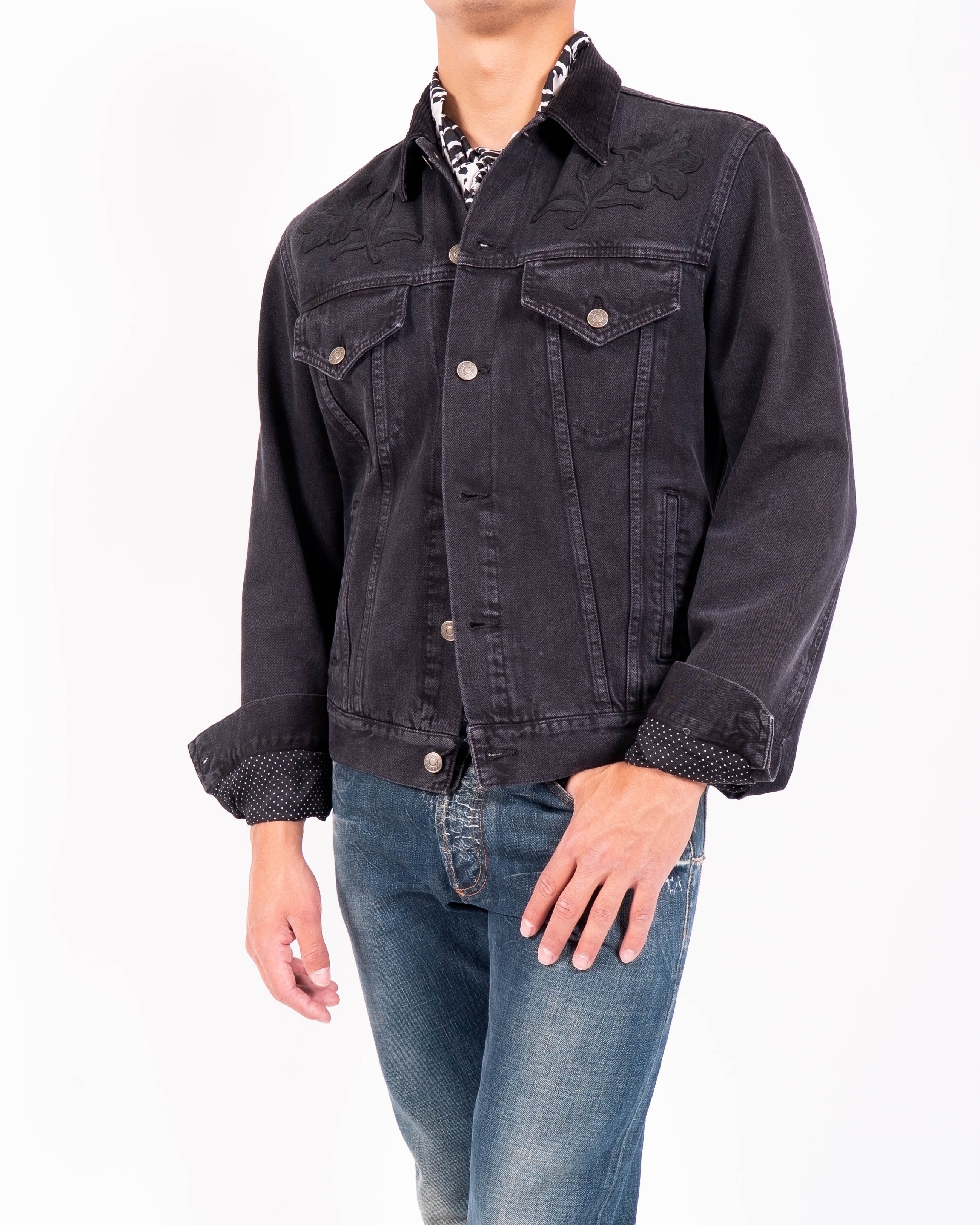 SS16 ,,L’aveugle par amour'' Embroidered Trucker Jacket in Washed Black Denim