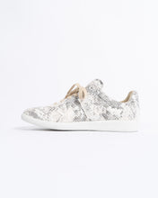 Load image into Gallery viewer, Snakeskin Replica Military Sneakers
