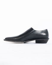 Load image into Gallery viewer, SS20 Classic Black Leather Slip-on Derbies