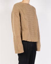 Load image into Gallery viewer, FW18 Beige Cropped Mohair Knit