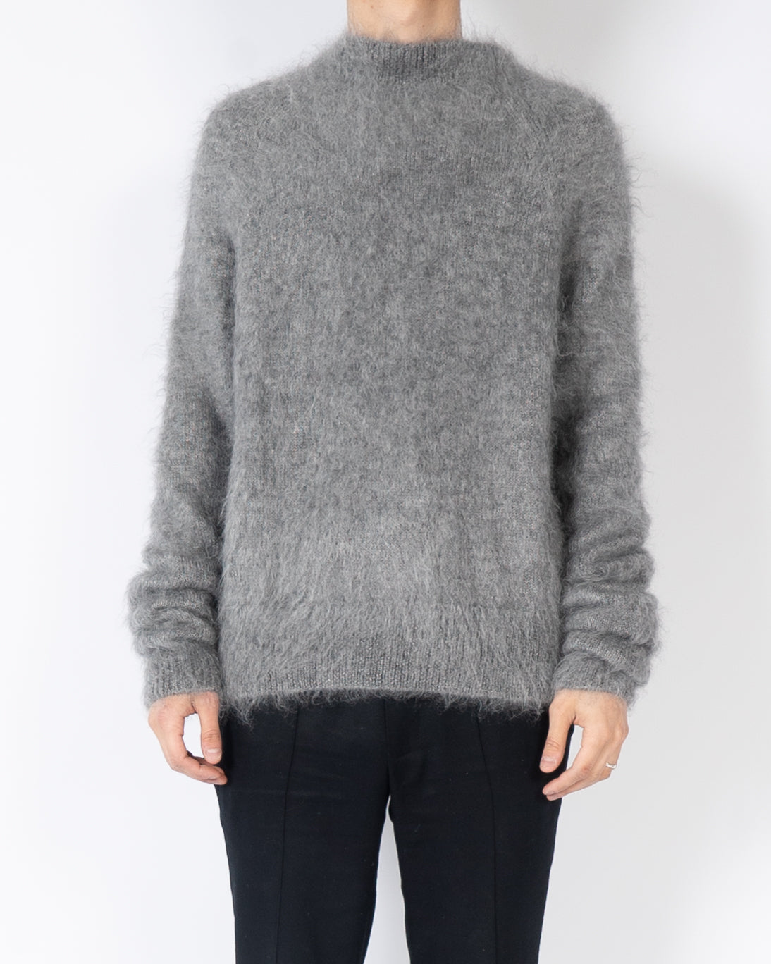 FW17 Grey Fuzzy Mohair Knit – Backyardarchive