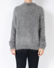 Load image into Gallery viewer, FW17 Grey Fuzzy Mohair Knit
