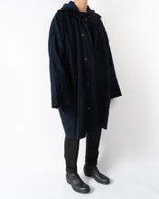Load image into Gallery viewer, FW17 Oversized Navy Quilted Coat Sample