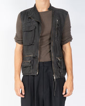 Load image into Gallery viewer, SS16 Washed Cotton Army Runway Vest