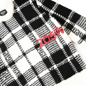 FW17 Logo Embroidered Checked Knit