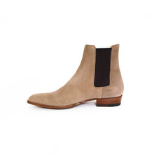Load image into Gallery viewer, Wyatt 30 Chelsea Boots